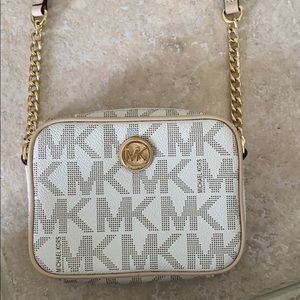 Michael Kors Mini Crossbody Purse Tan/Cream/Gold